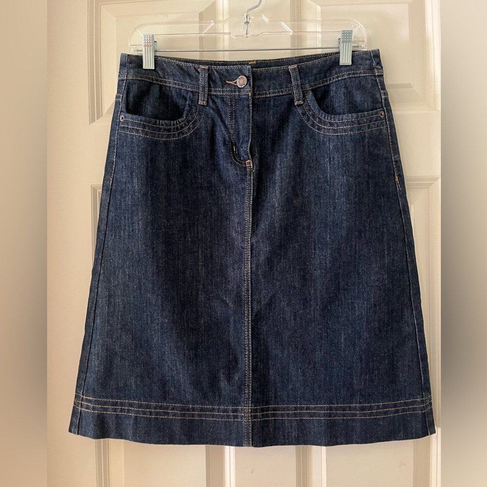 Women’s Boden Dark Wash Blue Jean Mini Skirt 
 A-Line contrast stitching 8